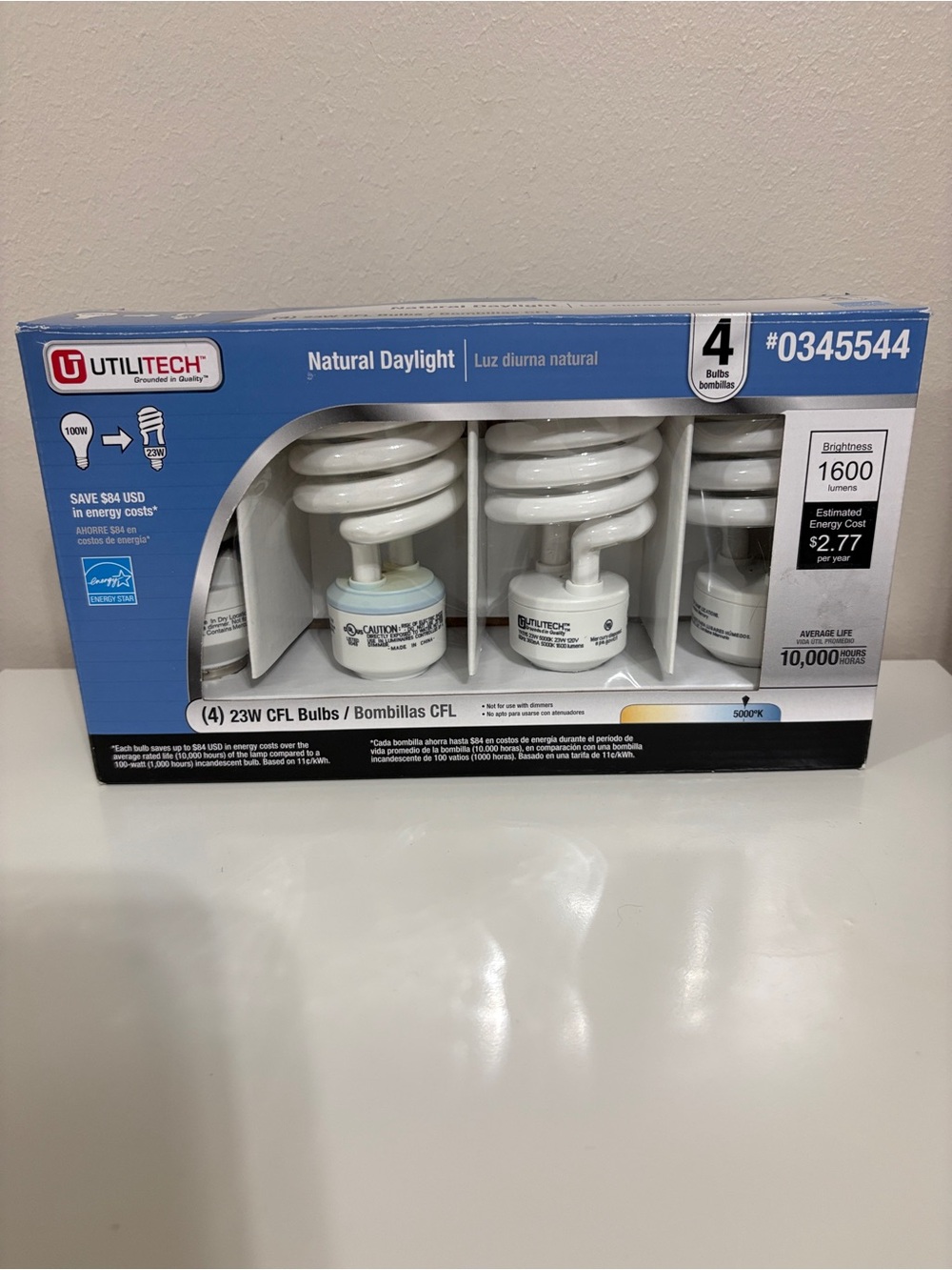 Utilitech 4 Pack 23W 100W Cfl Natural Daylight 1600 Lumens 5000K Light Bulbs